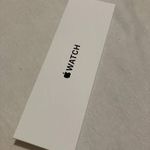 Apple Watch SE 2024 2. gen 40 mm Starlight AI Star SB S/M GPS fotó