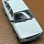 Volkswagen passat B2 .1/43 fotó