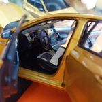 2021 VOLKSWAGEN POLO PLUS 1: 18 PAUDI Modell 6 nyíló elemmel, nagyon precíz, modellfogó kesztyűvel fotó