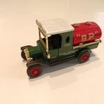 Matchbox - Models of Yesteryear Y-3 Ford Model 'T' Tanker 1912 - BP fotó