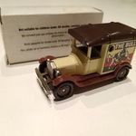 Corgi _ Model T Ford Van _ The Bull fotó