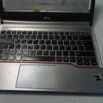 Fujitsu LifeBook E556 hiányos 13.3 colos fotó