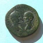 Extra ritka római malachit patinás Sestertius Macrinus & Diadumenianus kígyós hátlap 14, 7 gr s22 fotó