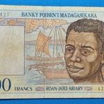 1994 -es MADAGASCAR - 1.000 Francs = 200 Ariary vízjeles bankó ! F (L0844) fotó