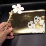 Marc Jacobs Daisy (eredeti) női arany kozmetikai, sminktáska fotó