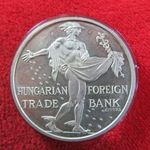 MAGYAR KÜLKER. BANK 1950-1990 EMLÉKÉREM EZÜST: 35, 8g/925 PP, oxidfolt, mikrokarc ! fotó