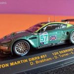 1: 43 ASTON MARTIN DBR9 SEBRING 2005 12 órás verseny vitrinben fotó