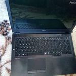 Igazi erömü 1.7kg !!! Fujitsu U7510 lifebook Intel Core i5-10210U Processzor 16gb ddr4 /128gb ssd fotó