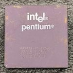 Processzor Gyűjtemény: Intel Pentium 150Mhz A80502150 (SY015) Kerámia Processzor. fotó