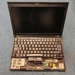 Lenovo Thinkpad x220 - nem indul, töltő és akku nélkül fotó