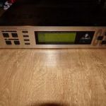 Behringer DSP-8024 ULTRA-CURVE PRO Equvalizer/Analizer fotó