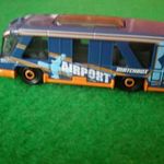 MATCHBOX BUSZ SWIFT SHUTTLE AIRPORT 2015 REPTÉRI BUSZ HIBÁTLAN fotó