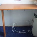 Mobil asztal, bárhova szerelhető. Újszerű állapotban fotó