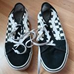 Vans kockás tornacipő. Szép állapotban. fotó