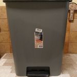 Curver pedálos szemetes 50 l-es fotó