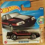 Hot Wheels Ford Mustang 1992 - HW: 70s VS 90s 7/10 - 127/250 modell autó fotó