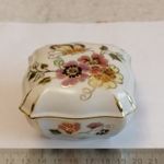 ZSOLNAY PORCELÁN PILLANGÓS BONBONIER fotó