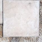 Bontott ép járólapok ingyen elvihetők, bézs 33 x 33 cm, kb. 20-25 m2 fotó
