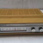 Régi retro Sanyo lemezjátszó rádió fotó
