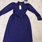 Női 40-42-es holland márkás mélylila , midi hosszúságú , retrós, elegáns egész ruha mélylila , cimkés fotó