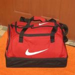 Utazótáska, NIKE nagy, sporttáska dupla aljú, 58x35x35, piros-fekete erős vászon, uniszex fotó