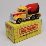 Matchbox [#19] Peterbilt Cement Mixer fotó