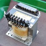 Izoláló transzformátor 440, 420, 380 V / 220, 200, 110 V fotó