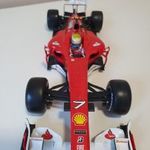 Hot Wheels Ferrari F1 F2010 GP Bahrein Felipe MASSA 1/18 Forma-1 fotó