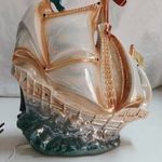 Gyönyörű lüszter mázas porcelán hajó formájú asztali lámpa fotó