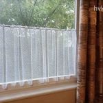 Fehér pöttyös függöny 60 cm magas csipke vitrázsfüggöny fotó