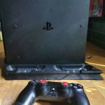 HASZNÁLT Play Station 4 Pro fotó