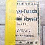 Közel százéves francia szótár fotó