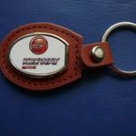 KEEWAY MOTOR OVÁLIS FÉM KULCSTARTÓ BŐR ALAPON! fotó