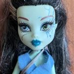 Frankie Stein - Ghouls Rule - Monster High baba fotó