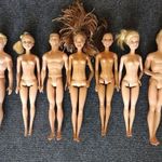 7 db Barbie baba + ruhák, kiegészítők fotó
