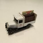 Lledo - 1934 Chevrolet Bottle Van _ Canada Dry fotó