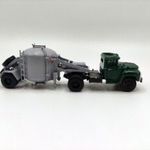 ZIL-130 V-1- p041 ömlesztett cementszállító nyerges tehergépkocsi, modell 1: 87 ( H0 ) fotó