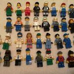 Eredeti Lego City figurák - 32 db fotó