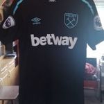 Eredeti umbro West Ham United mez, Domingos Quina! fotó