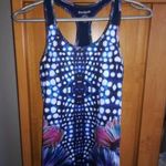 EREDETI DESIGUAL sport top S-es majdnem negyed áron fotó