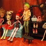Monster High babák bútorokkal fotó