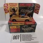 Corgi model club Aston Martin DB 5 James Bond 007 Goldfinger" 1: 43 fotó
