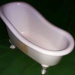 NAGYON SZÉP PLASZTIK JÁTÉK BABA OROSZLÁNKÖRMÖS FÜRDŐKÁD 20 X 17 cm a képek szerint fotó