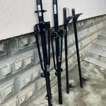 2 db kerékpár szállító, autó tetőrúddal fotó
