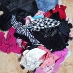 Márkás ruha csomag.gyerek fiú.női.40db fotó