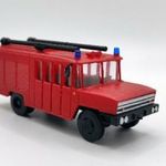 Ikarus-526 tűzoltó tehergépkocsi, modell 1: 120 ( TT ) fotó