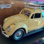 1967 VOLKSWAGEN BOGÁR BEETTLE 1: 18 méret , Nyíló ajtó, motor és csomagtartótető, túracsomag a falon fotó