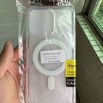 Iphone 15 magsafe átlátszó szilikon tok. fotó