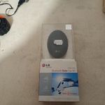 LG HFB-510 napelemes kihangosító fotó
