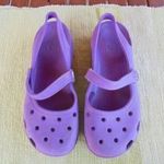 W 7-es kb. 36-37-es lila lány Crocs gumiszandál strandszandál fotó